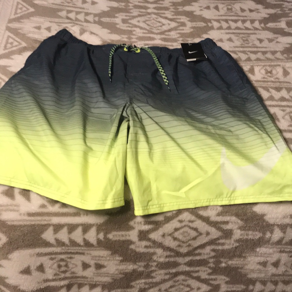 Men’s Nike swim